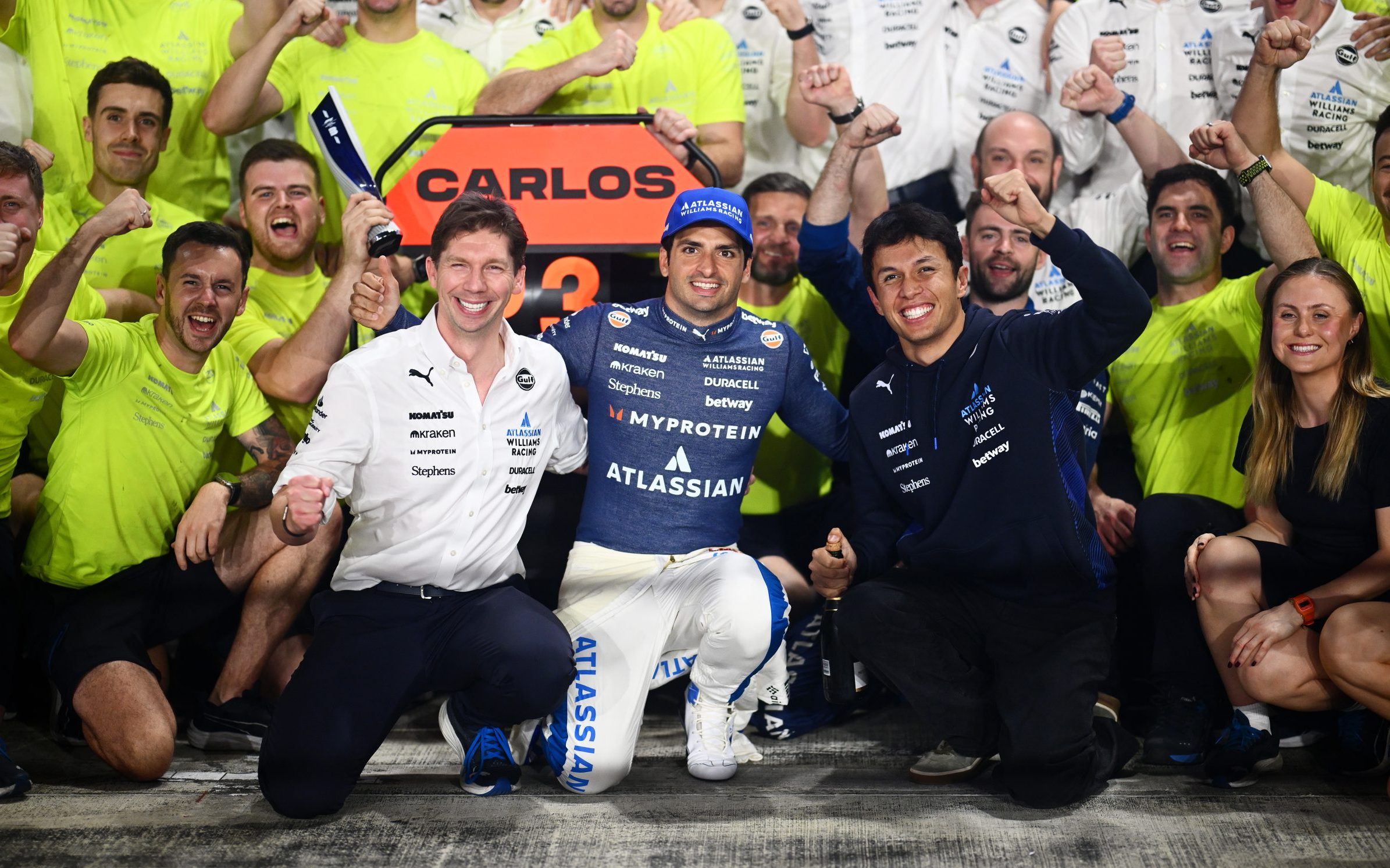 Vowes hails ‘exceptional’ Sainz after stunning Qatar podium